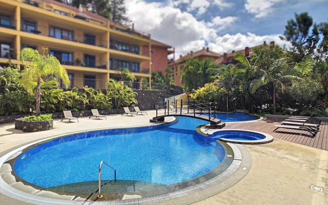 Samya Apartment by MHM