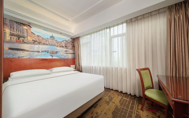 Vienna Hotel Dongguan Hou street Wanda Plaza