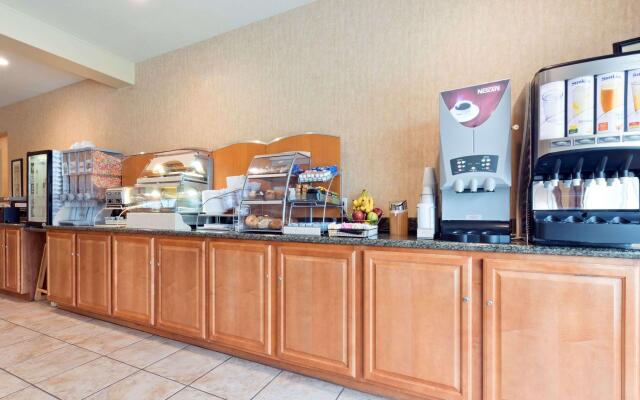 Comfort Inn & Suites Gatesville near Fort Cavazos