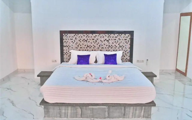 Seamount Hotel