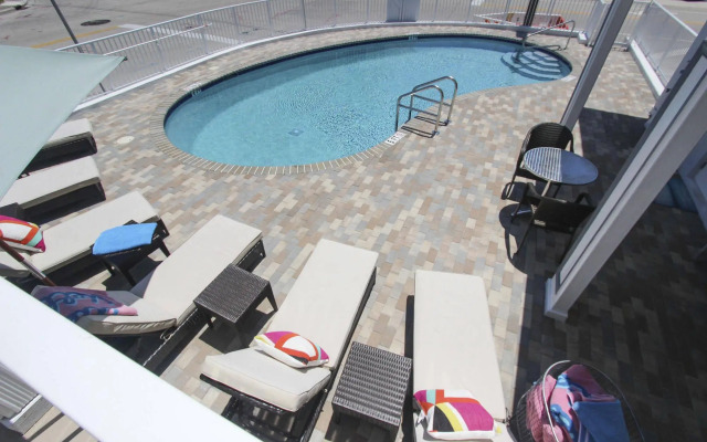 Sibi Beach Hotel