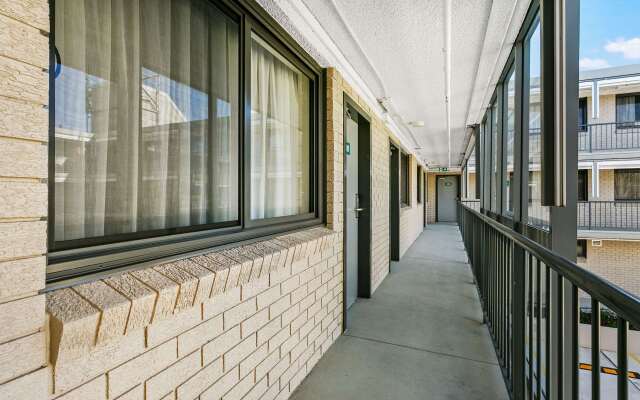 Quality Inn Sunshine Haberfield