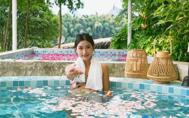 Yangshuo Boyue River View Homestay (Lijiang Branch) – Pool – Guilin