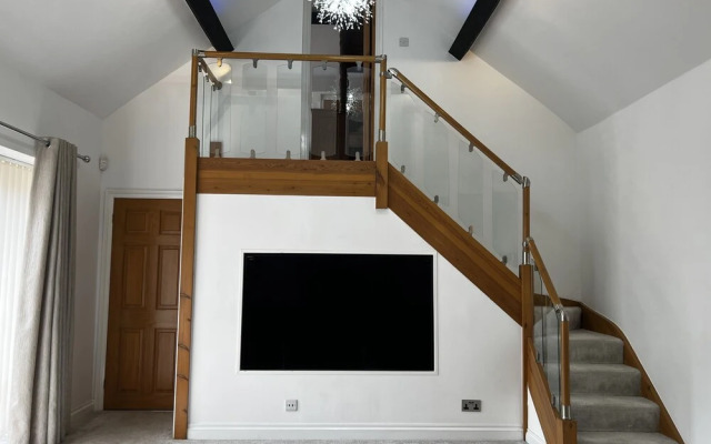 Castle House Holiday Home
