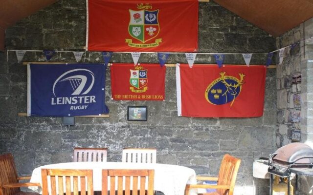 Moate Lodge