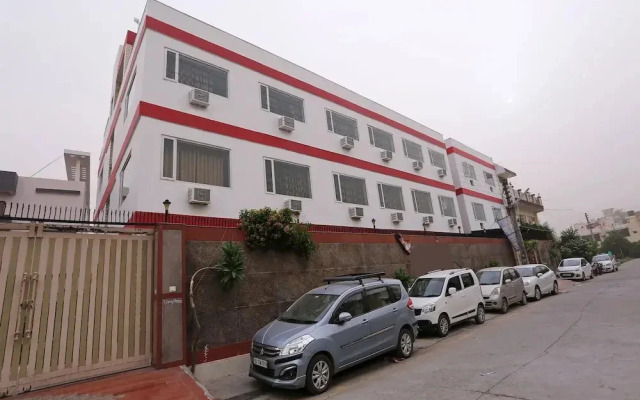 Matri Neer By OYO Rooms