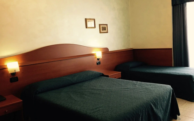 Hotel Aurora