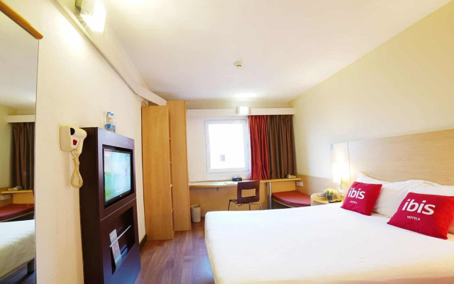 ibis Chengdu Yongfeng Hotel