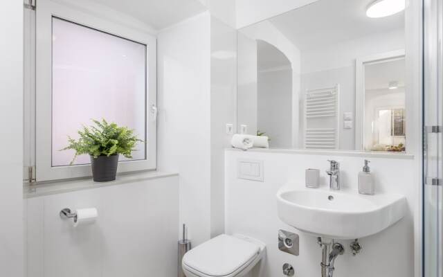 Beautiful Apartment House On The Seaside