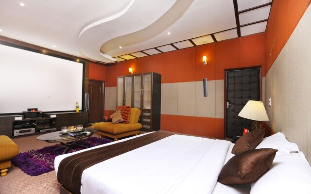 Maple Inn by OYO Rooms