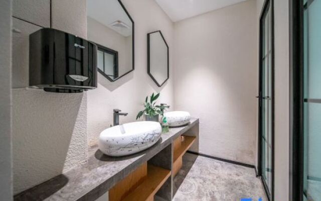 Mount Wudang Angelica home stay