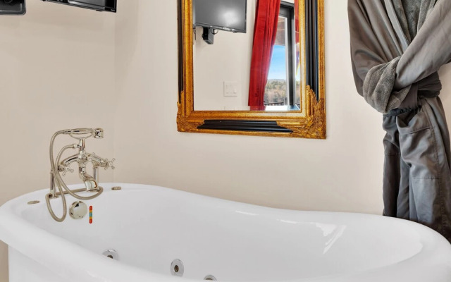 Quiet Mind Mountain Lodge, Retreat and Spa