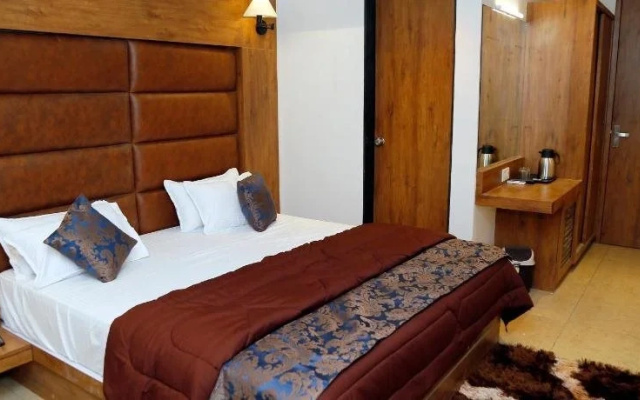 Hotel Bhabha