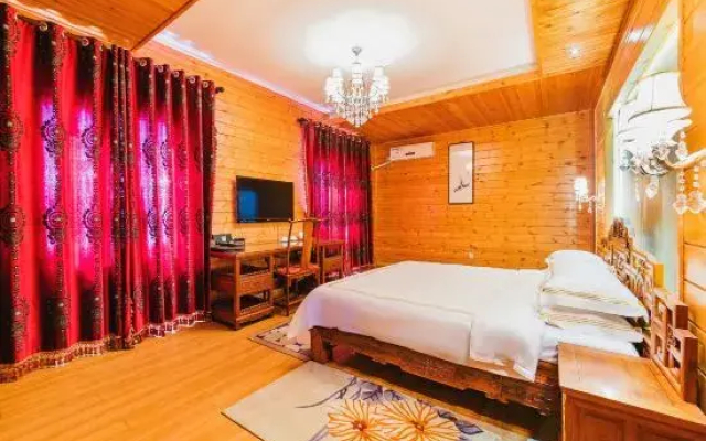 Succeed Hotel