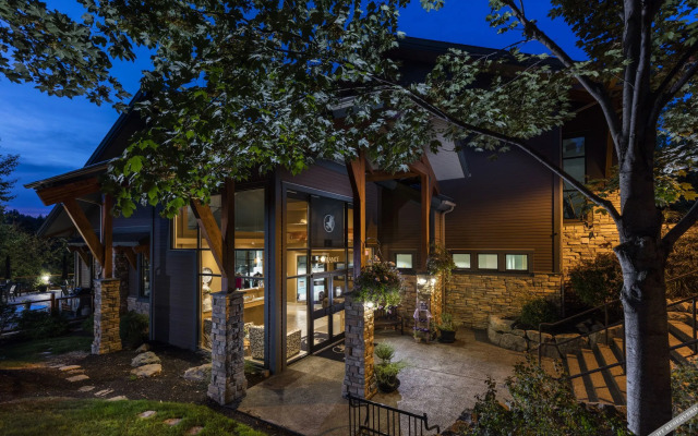 Predator Ridge Resort