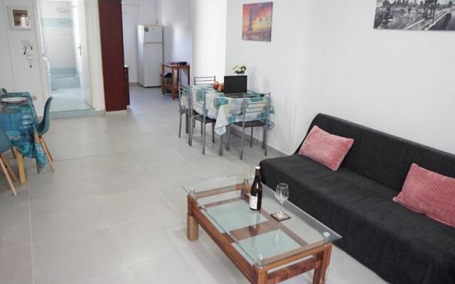 Nikolas Family Apartments