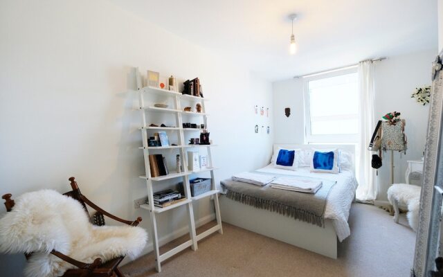 A Charming and Luxurious 2BR Flat on Walthamstow