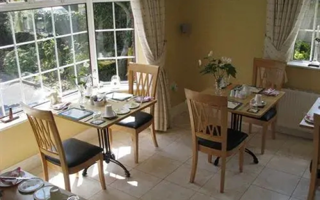 Rosewood Bed & Breakfast