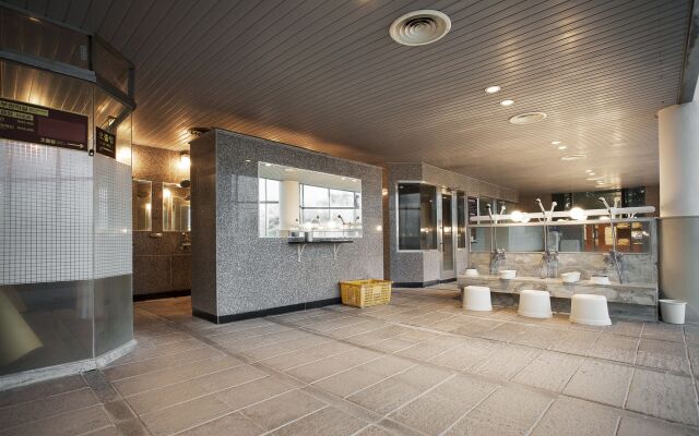 Kolon Hotel