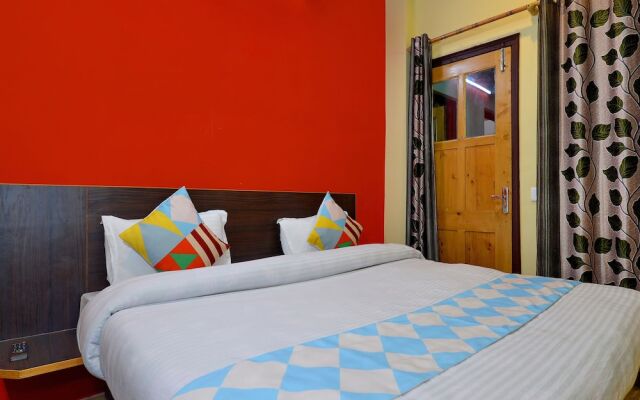 OYO 16927 Home Studio Mussoorie Hikes View