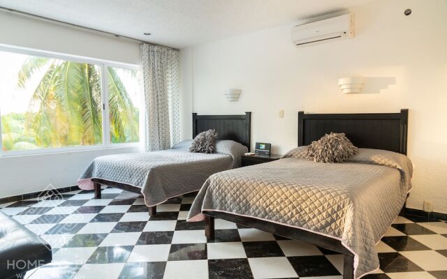 Ocean and Lagoon view Apartment