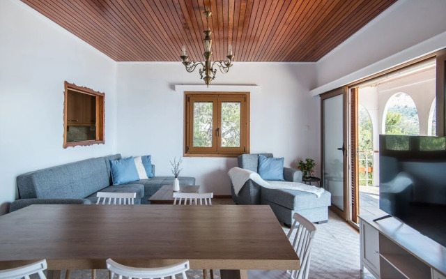 Phaedrus Living Sea View Villa Aegina