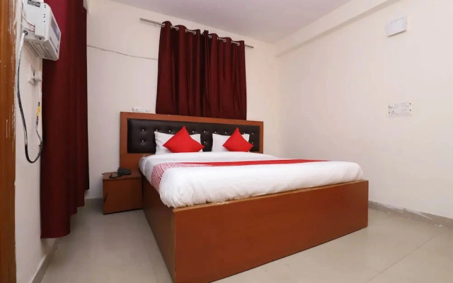 Diamond Plaza by OYO Rooms