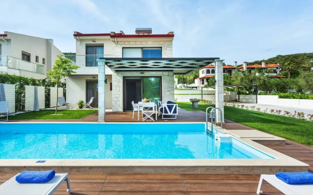 W Villas Halkidiki Deluxe 5 Bedroom Villa Private Pool