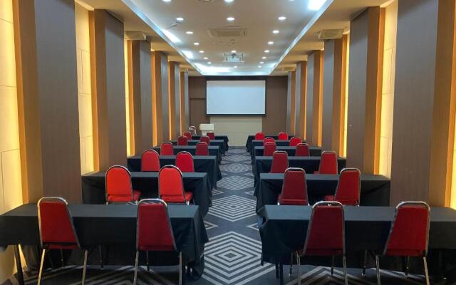 Crown Hotel Changwon