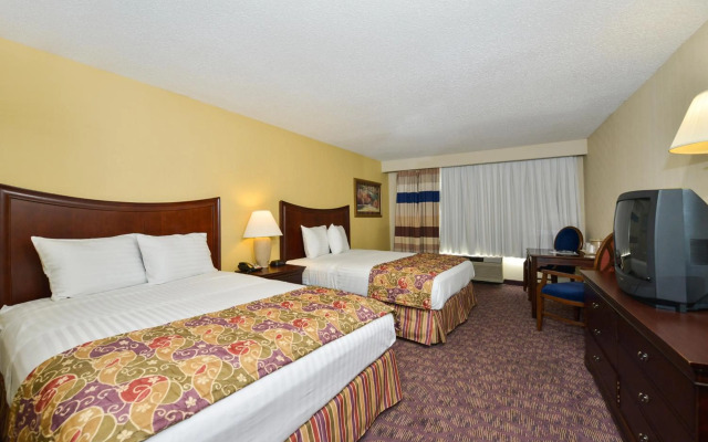 Lamplighter Inn & Suites - South