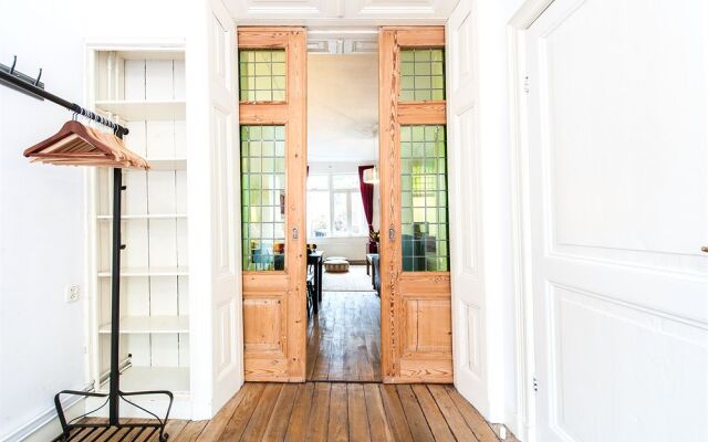 Apartments Jordaan Area