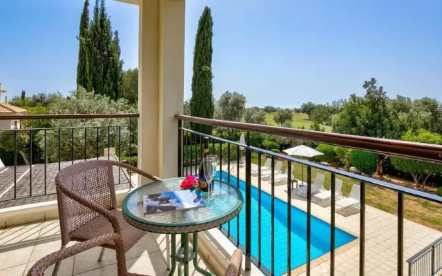 3 bedroom Villa Tala with private pool and sunset views, Aphrodite Hills Resort