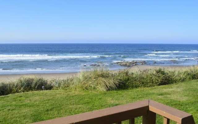 Sailor Jack's Oceanfront Inn
