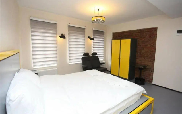 Dolmus Hotel