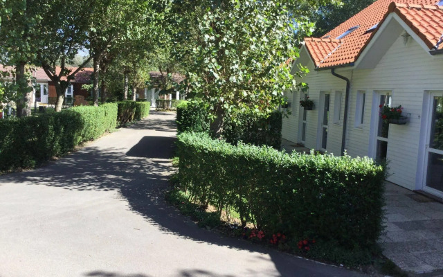 Chez Mireille Reingam Park