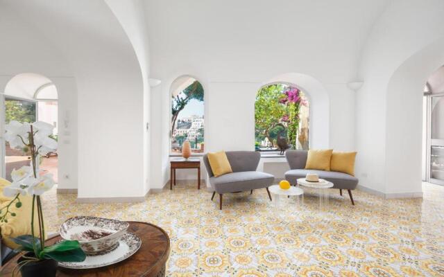 Estate4home - Villa Field