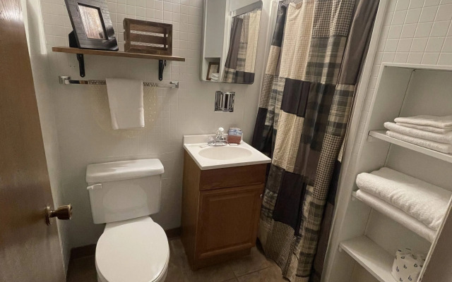 Auslander Condominiums