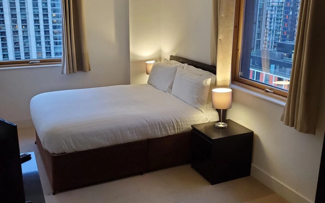 Captivating 2-bed Apartment in Canary Wharf London