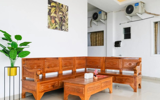 RedDoorz near Taman Rekreasi Selecta – Lobby – Batu
