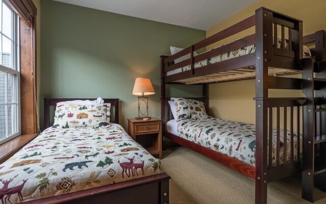 3br+: Camp 4 # 26