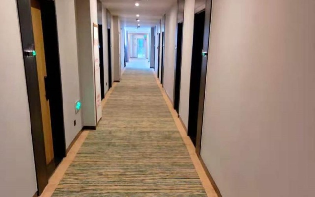 Green Tree Inn Express Anhui Bozhou Mengcheng County Chengnan New District – Hotel Rooms – Bozhou