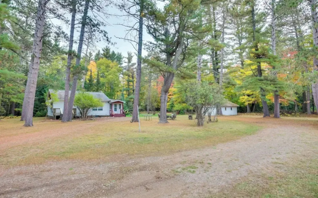 Peaceful Saint Germain Home w/ Fire Pit!