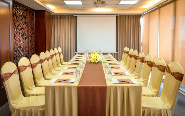 May De Ville Trendy Hotel & Spa