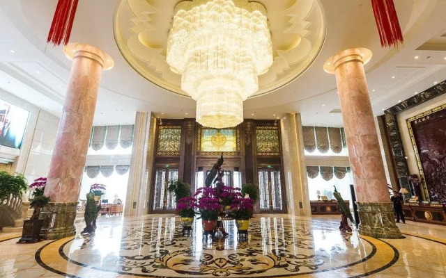 Royal Garden
