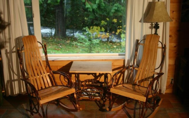 Copper Creek Inn at Mt Rainier