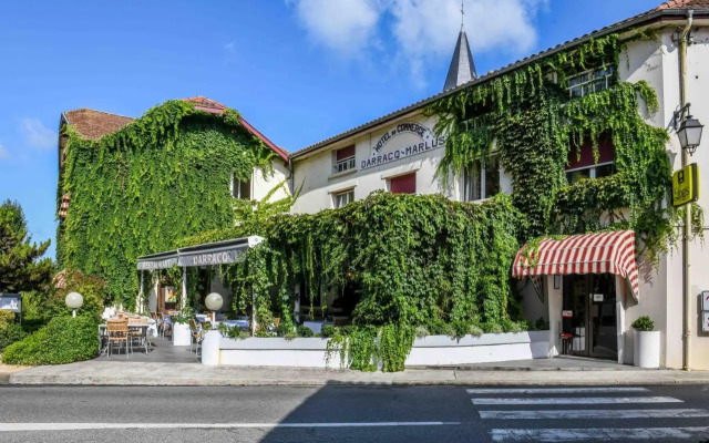 Hôtel Restaurant Le Commerce
