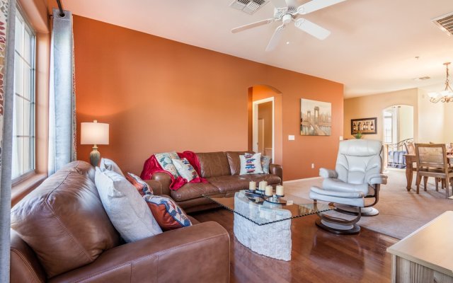 12th 205 - 2 Br Condo