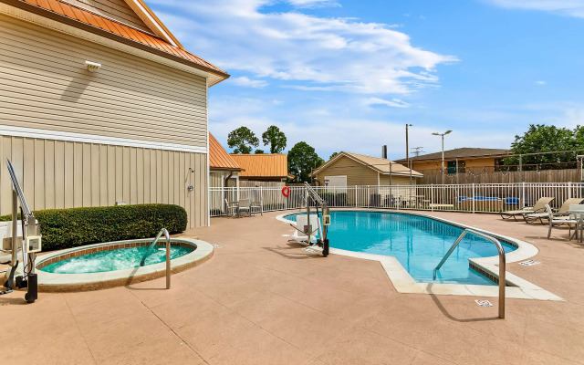 SureStay Studio by Best Western Pensacola