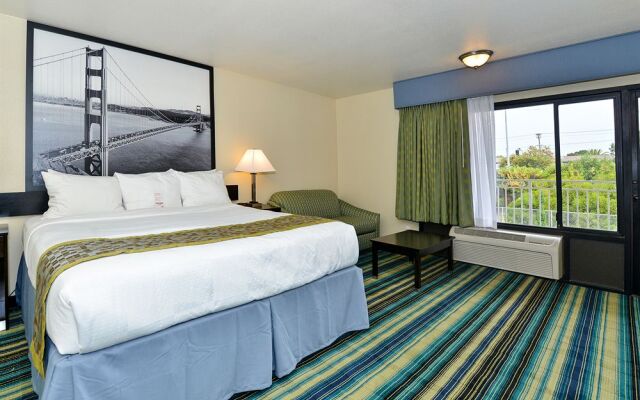 Super 8 By Wyndham Vallejo/Napa Valley