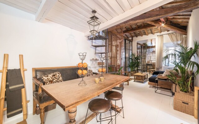 Navona Luxury & Charming Apartment